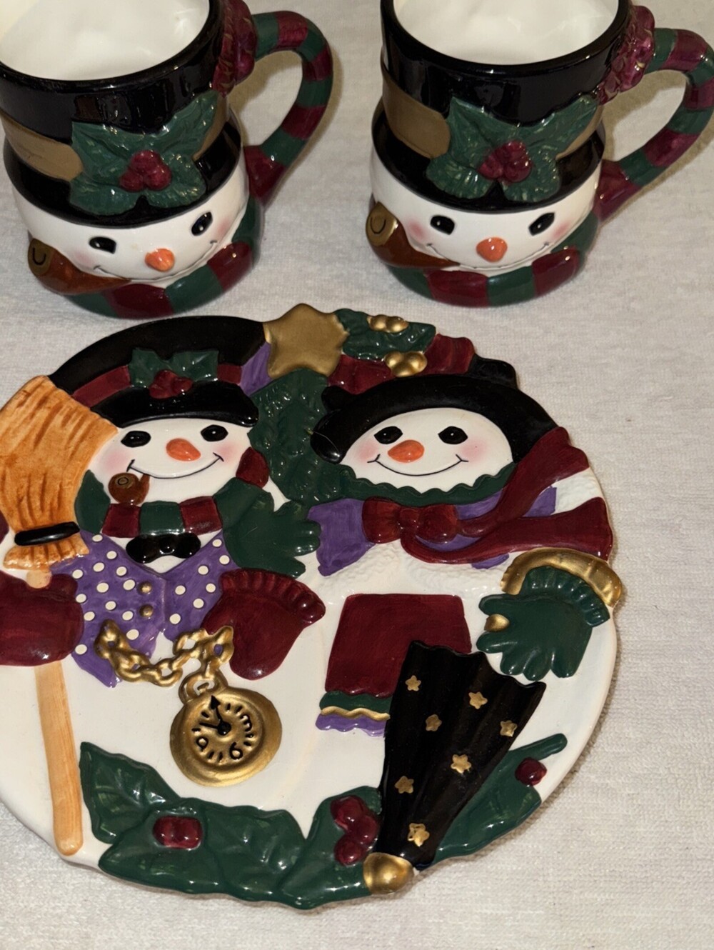 Set of two 1998 Allure Porcelain Ceramic Snowman Coffee Mugs With Plate